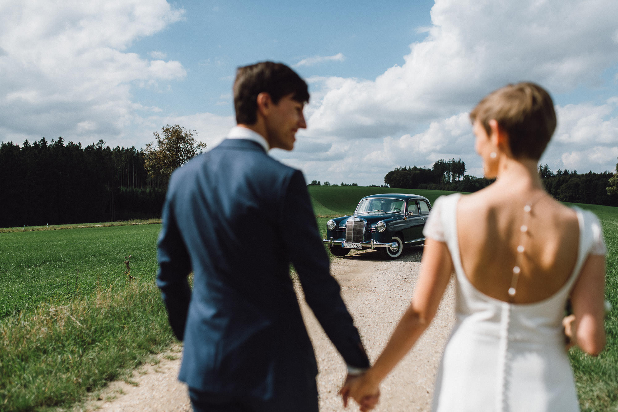 greenery-wedding-hochzeit-prielhof-sukkulenten-scheyern-lauraelenaphotography-032