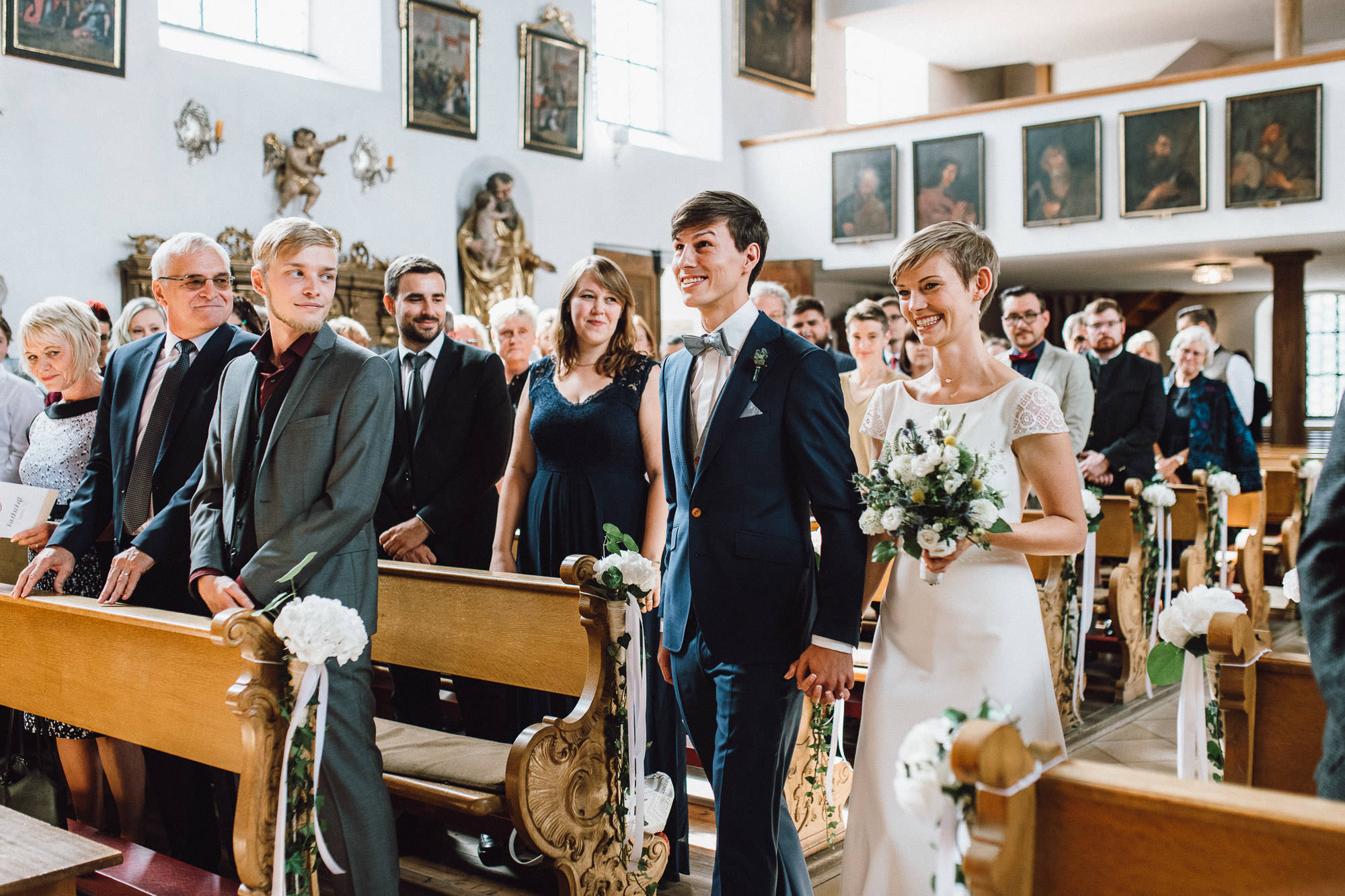 greenery-wedding-hochzeit-prielhof-sukkulenten-scheyern-lauraelenaphotography-038