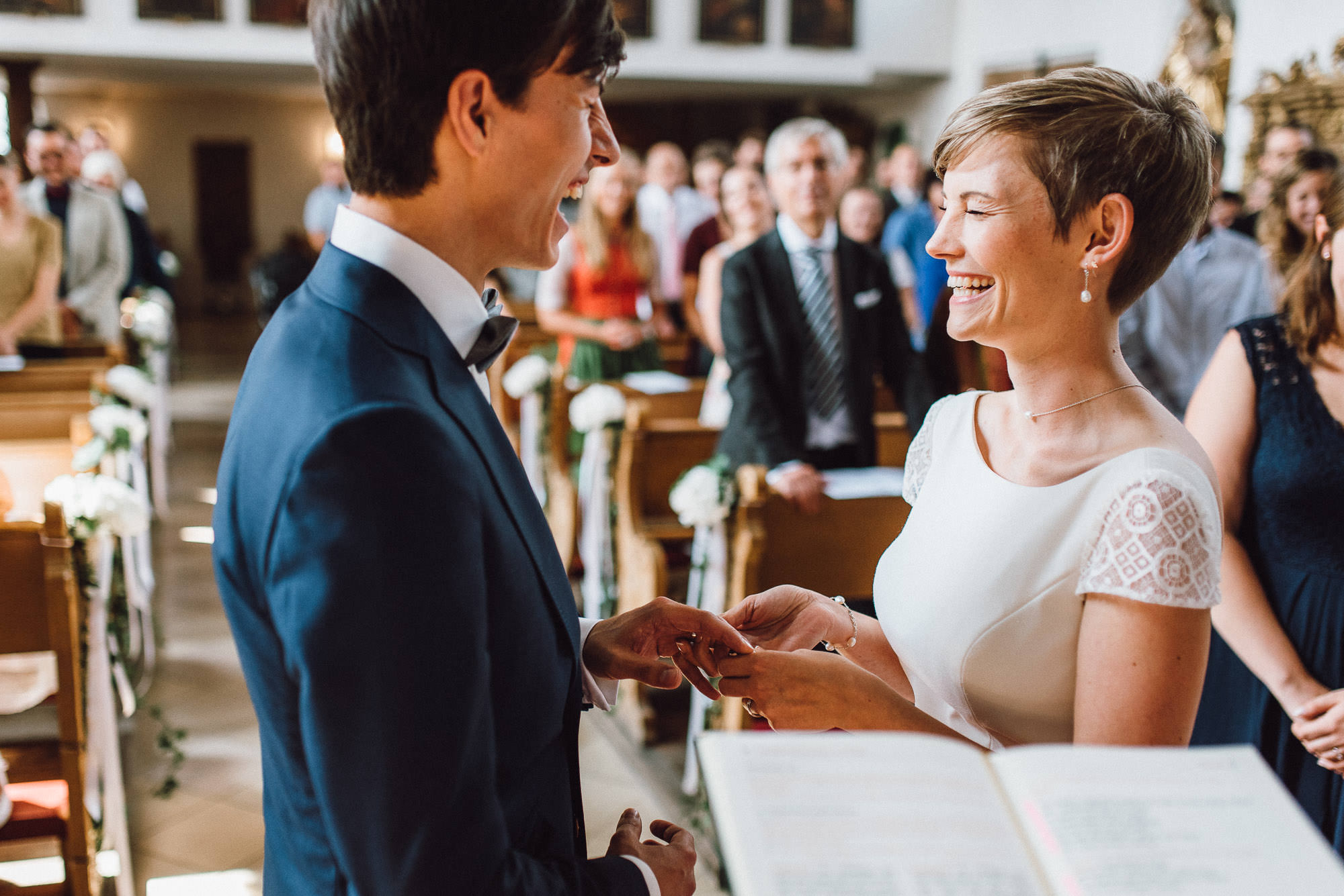 greenery-wedding-hochzeit-prielhof-sukkulenten-scheyern-lauraelenaphotography-047