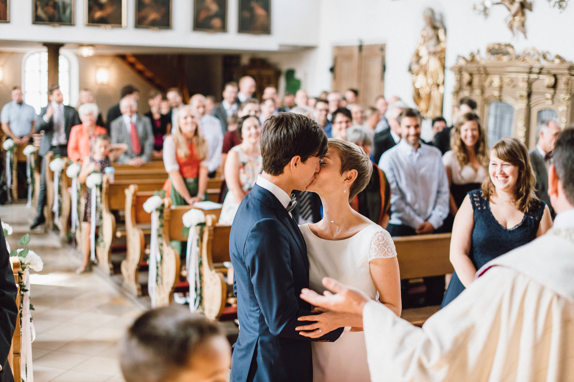 greenery-wedding-hochzeit-prielhof-sukkulenten-scheyern-lauraelenaphotography-050