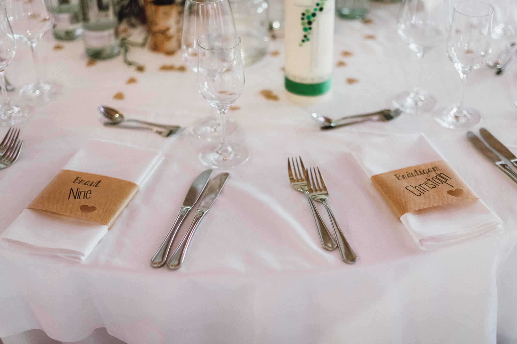greenery-wedding-hochzeit-prielhof-sukkulenten-scheyern-lauraelenaphotography-093