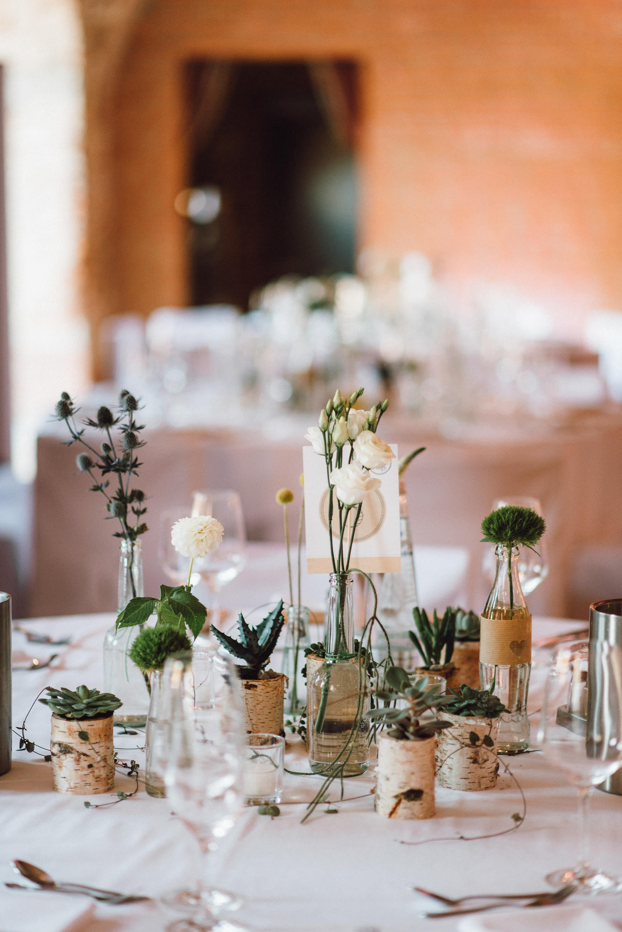 greenery-wedding-hochzeit-prielhof-sukkulenten-scheyern-lauraelenaphotography-094
