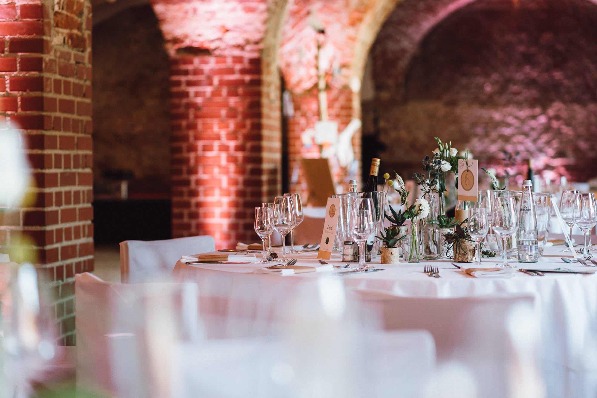 greenery-wedding-hochzeit-prielhof-sukkulenten-scheyern-lauraelenaphotography-095