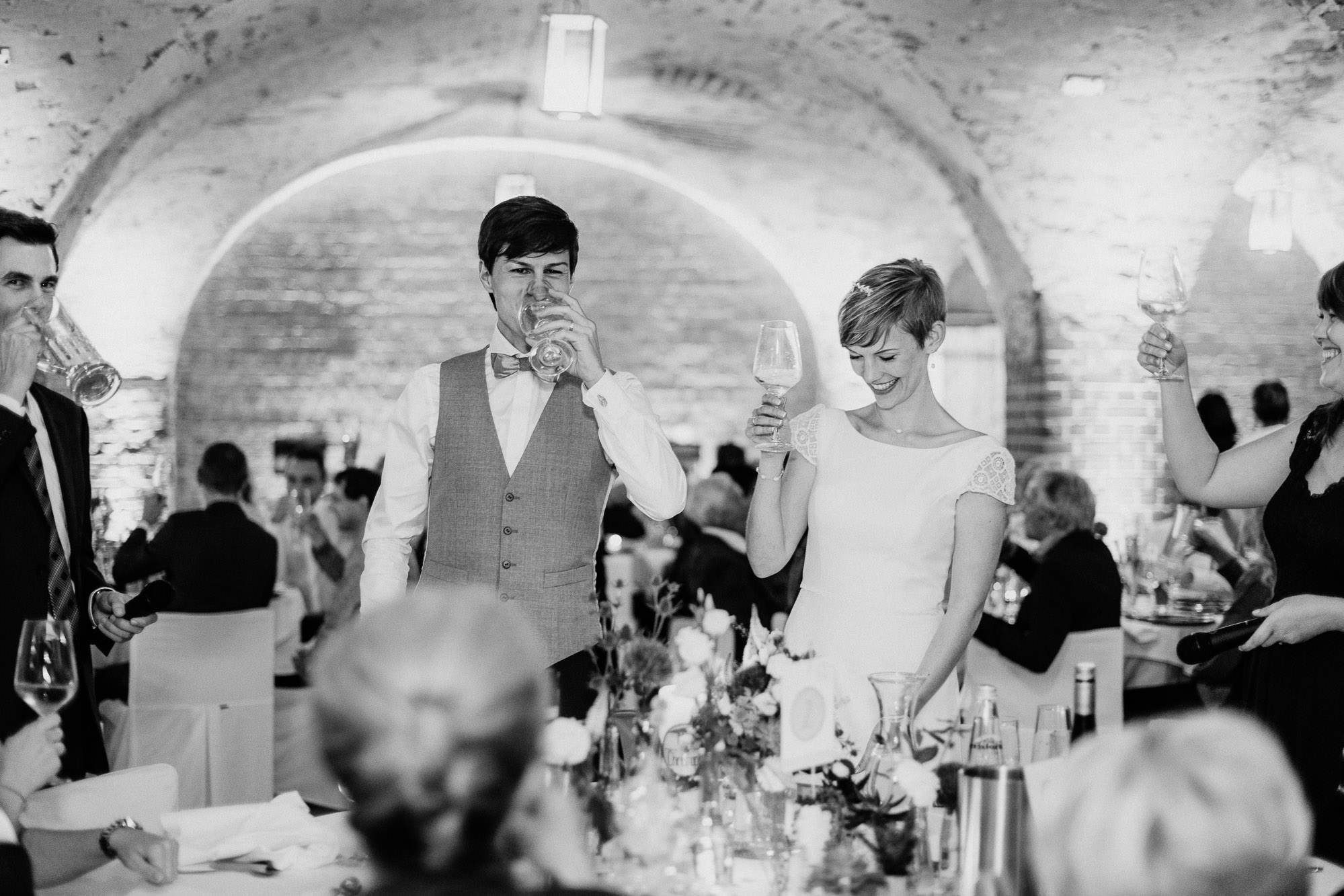 greenery-wedding-hochzeit-prielhof-sukkulenten-scheyern-lauraelenaphotography-102