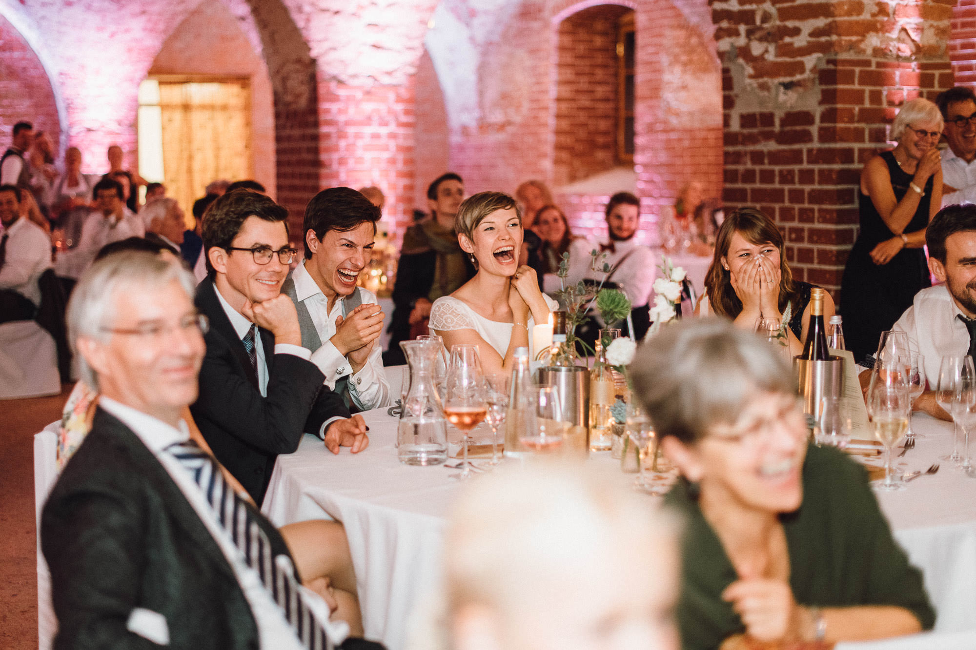 greenery-wedding-hochzeit-prielhof-sukkulenten-scheyern-lauraelenaphotography-112